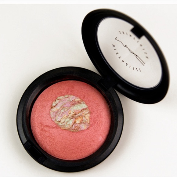 SEMI PRECIOUS ROSE QUARTZ MAC MIneralized Skinfinish - Picture 11 of 17